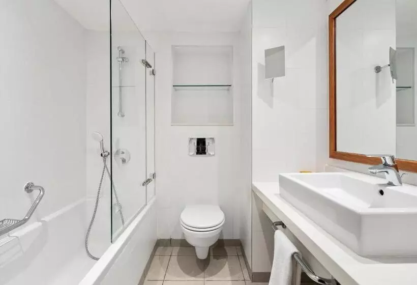 Sport Club By Isrotel Collection