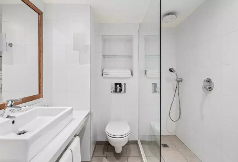 Sport Club By Isrotel Collection