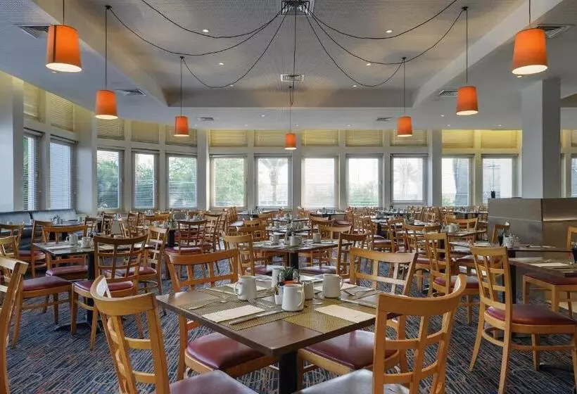 Sport Club By Isrotel Collection