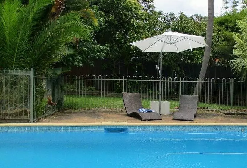 מוטל Cronulla Motor Inn