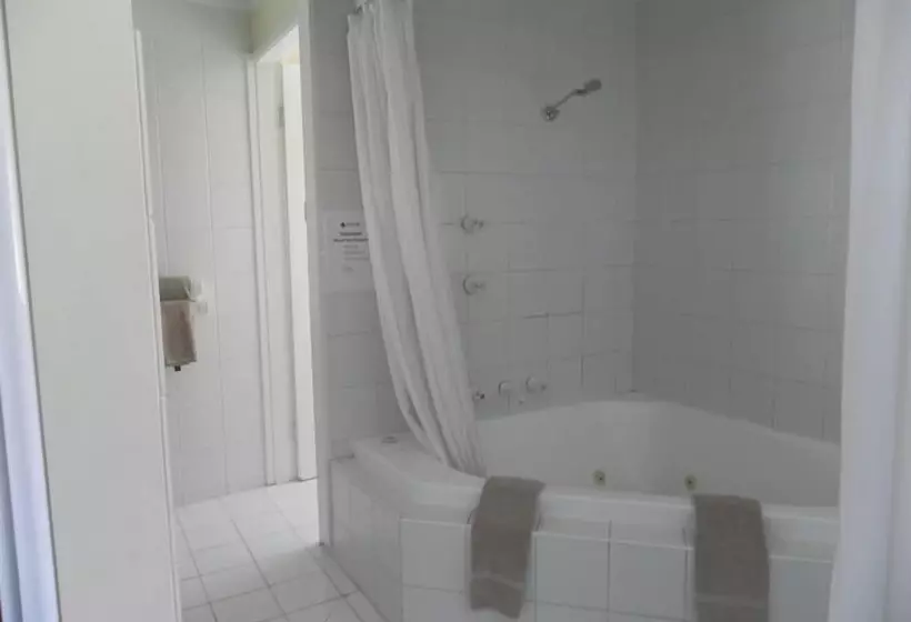 מוטל Cronulla Motor Inn