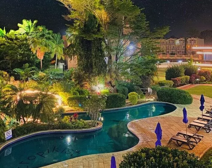 Tropikist Beach Hotel & Resort