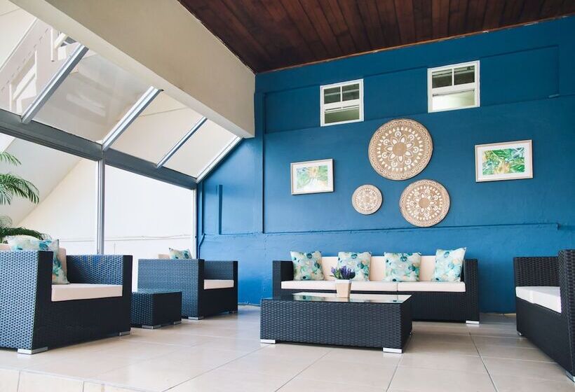 Tropikist Beach Hotel & Resort