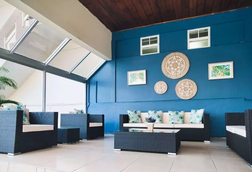 Tropikist Beach Hotel & Resort