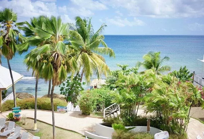 Tropikist Beach Hotel & Resort