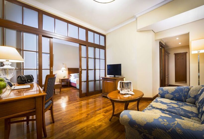 Best Western Premier Hotel Astoria