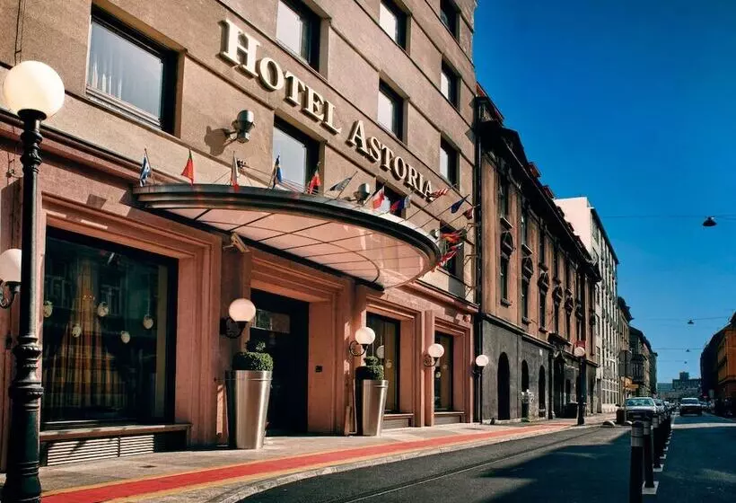 Best Western Premier Hotel Astoria