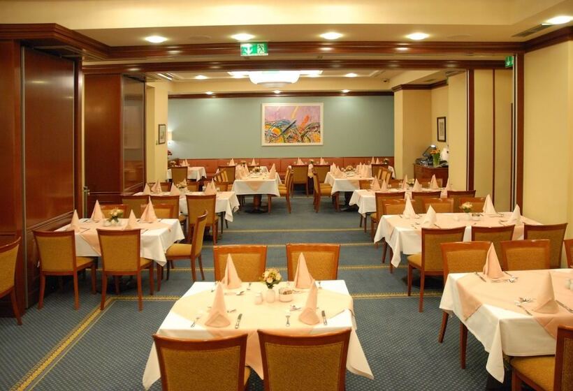 Best Western Premier Hotel Astoria