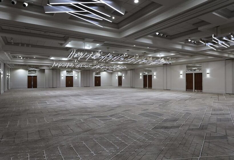 هتل Cleveland Marriott Downtown At Key Tower