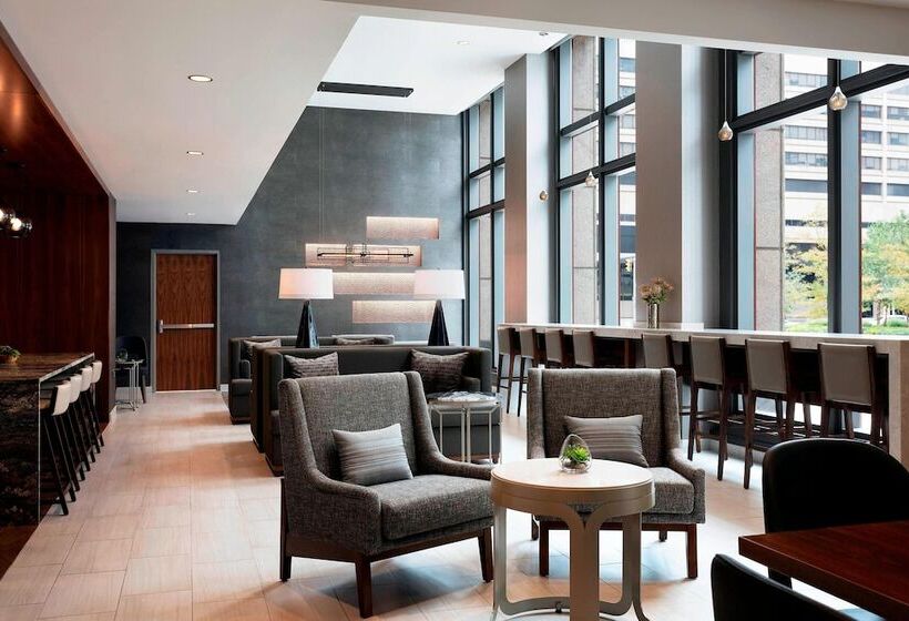 هتل Cleveland Marriott Downtown At Key Tower