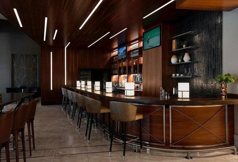 هتل Cleveland Marriott Downtown At Key Tower