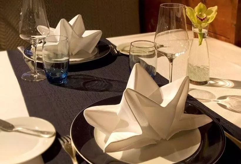 בית מלון כפרי Hôtel Le Jeu De Paume