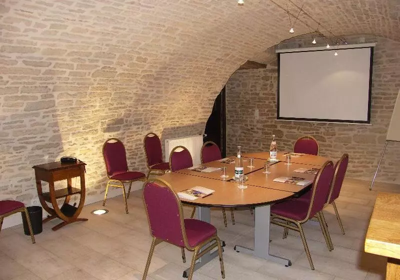 هتل Hôtel Wilson   Teritoria