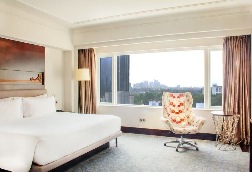 בית מלון כפרי Le Meridien Jakarta