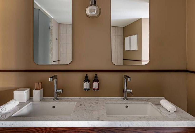 هتل Norman Paris Hôtel & Spa