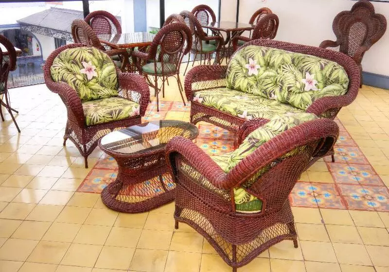 酒店 Santo Tomas / Historical Property