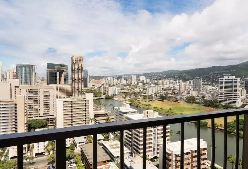 فندق Wyndham Vacation Resorts Royal Garden At Waikiki