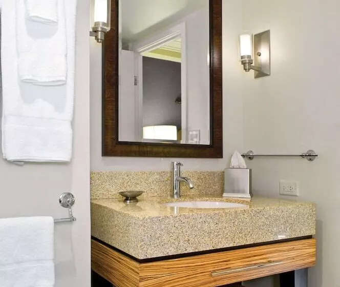 فندق Wyndham Vacation Resorts Royal Garden At Waikiki