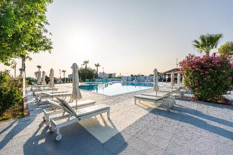 Hotelli Adelais Bay