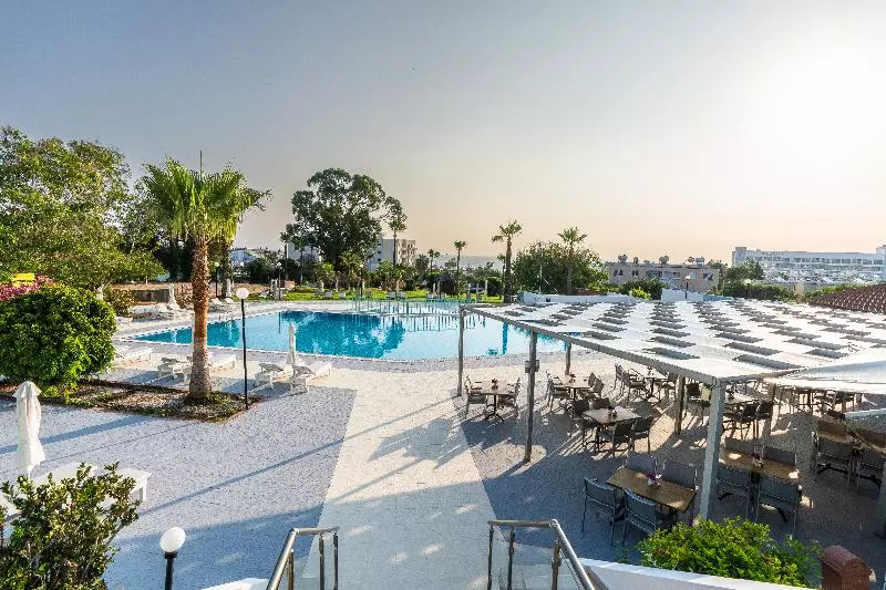 Hotelli Adelais Bay