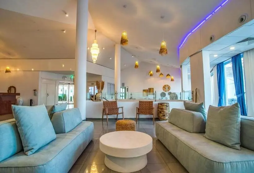 Hotelli Adelais Bay