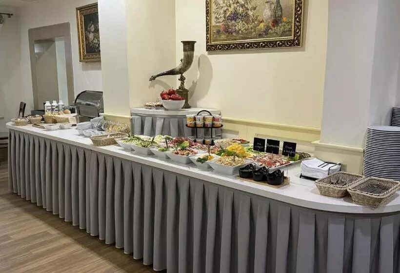 בית מלון כפרי Senator