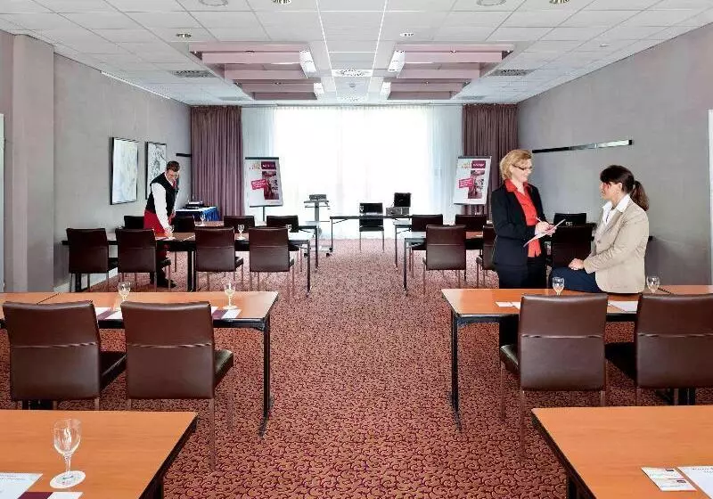 Mercure Hotel Hamburg Am Volkspark