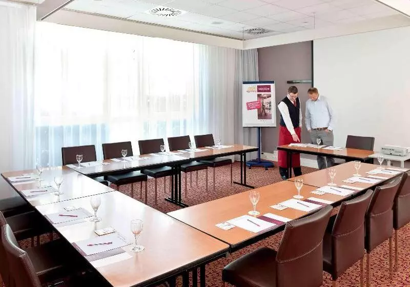 Mercure Hotel Hamburg Am Volkspark