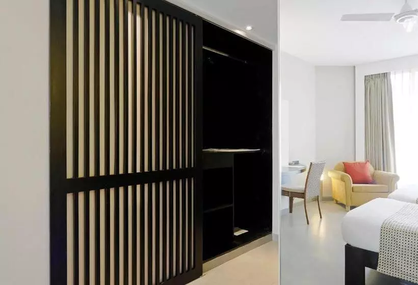 Whispering Palms Beach Resort