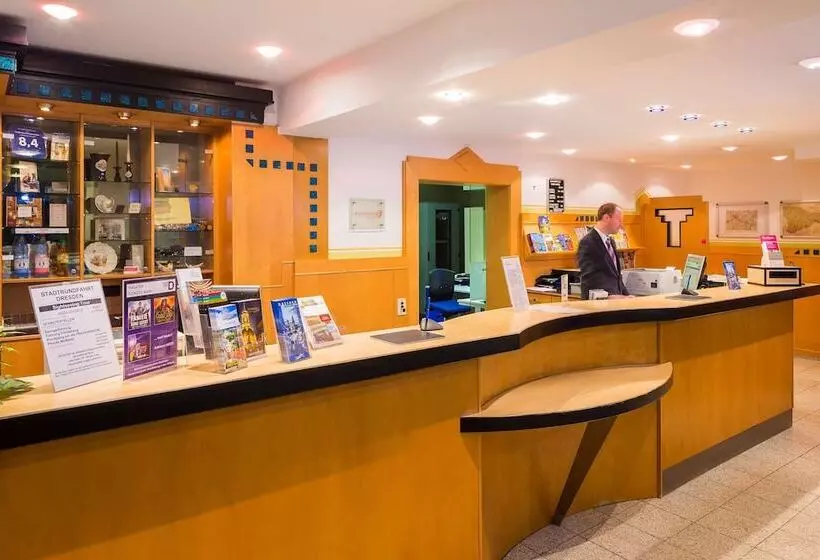 هتل Am Terrassenufer