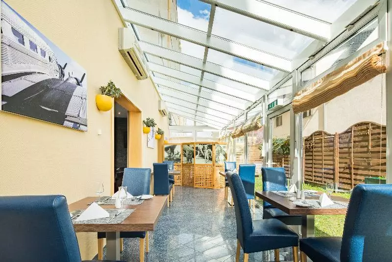 Airways Hotels Frankfurt Airport West