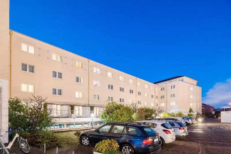 Airways Hotels Frankfurt Airport West