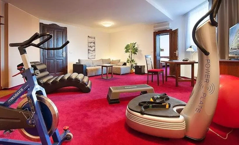 Brioni Boutique Hotel 4