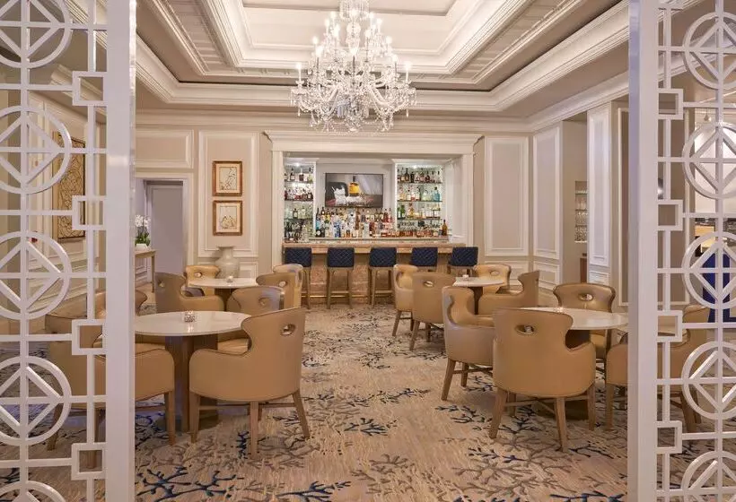 酒店 Eau Palm Beach Resort & Spa