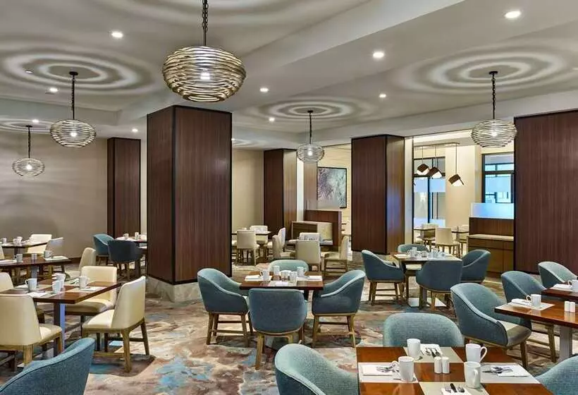 فندق Hilton Los Angeles North/glendale