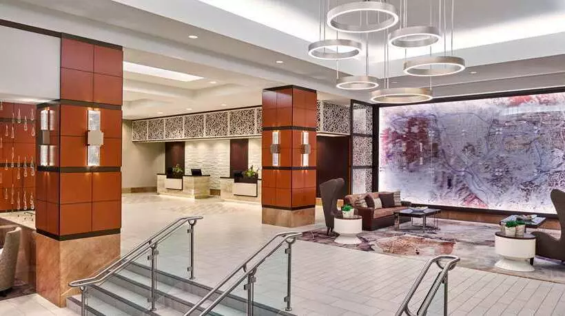 فندق Hilton Los Angeles North/glendale