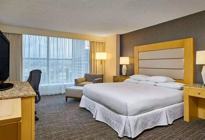 فندق Hilton Los Angeles North/glendale