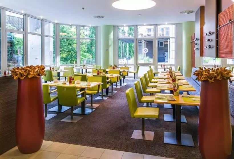 Novina Hotel Wöhrdersee Nürnberg City