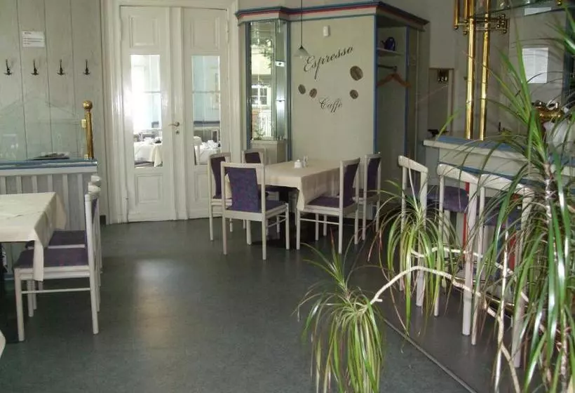 ホテル Am Steintor