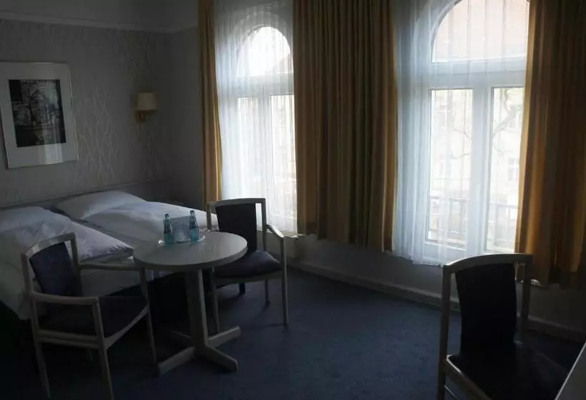 ホテル Am Steintor