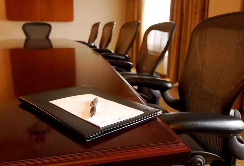 호텔 Doubletree By Hilton Milwaukee Brookfield