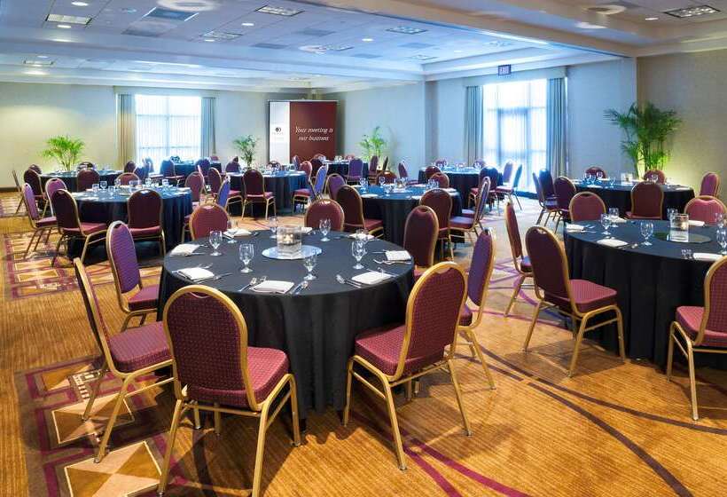 호텔 Doubletree By Hilton Milwaukee Brookfield