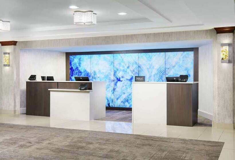 Отель Doubletree By Hilton Orlando Airport