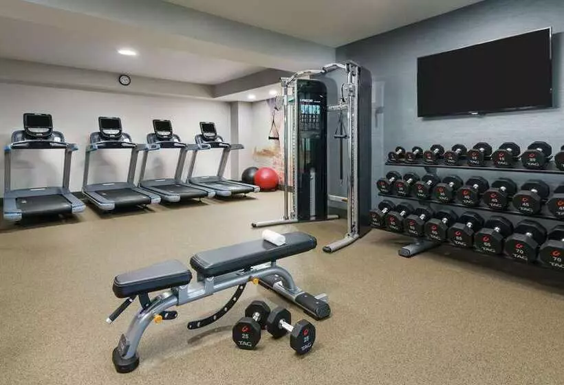 هتل Doubletree By Hilton Orlando Airport