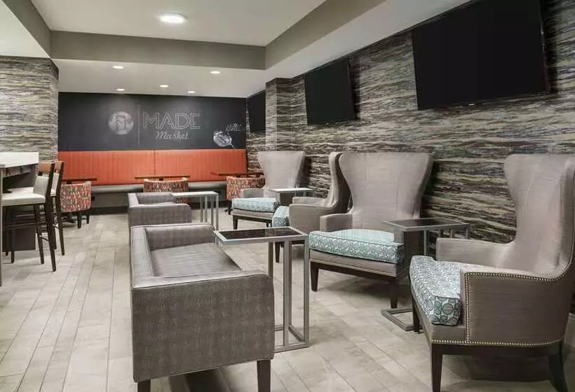 هتل Doubletree By Hilton Orlando Airport