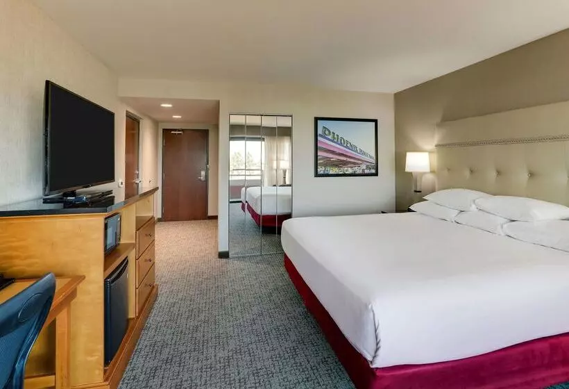 Otel Drury Inn & Suites Phoenix Airport