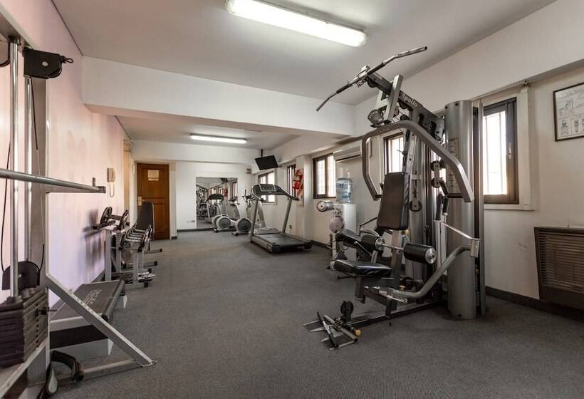 Feir S Park Hotel & Rooftop