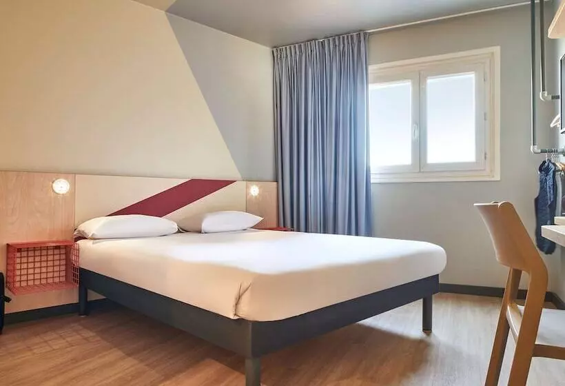 Hotelli Ibis Budget Paris Porte D Aubervilliers