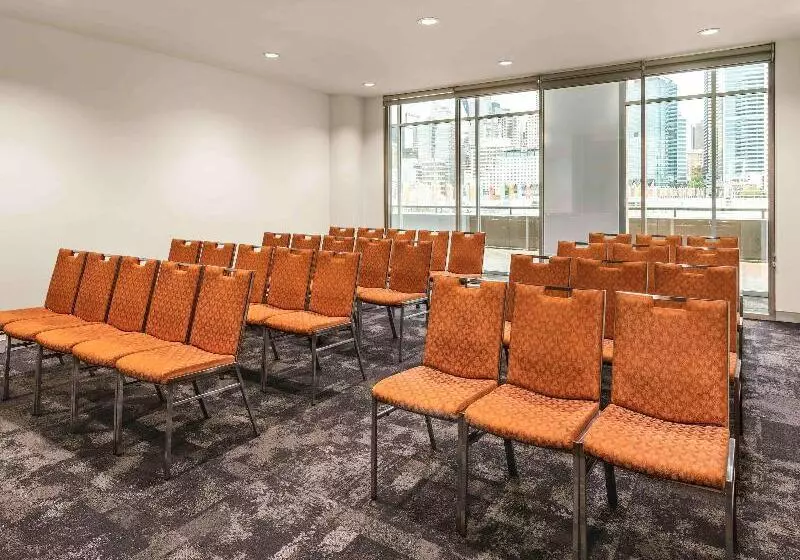 酒店 Ibis Sydney Darling Harbour