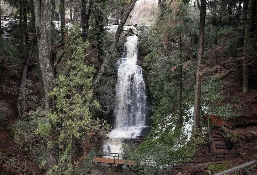 فندق La Cascada Casa Patagonica By Don